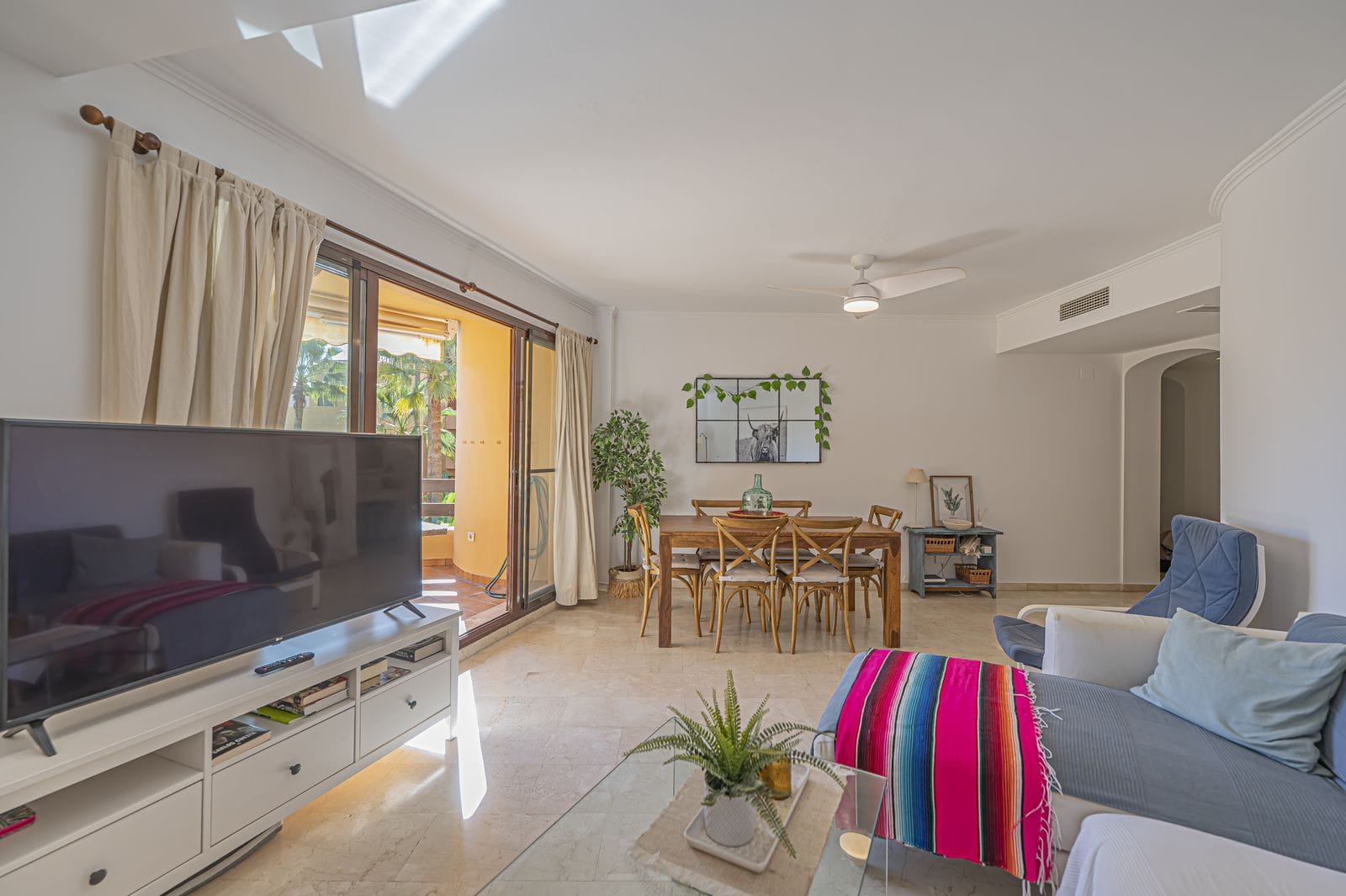 Middle Floor Apartment for sale in Costalita — 3